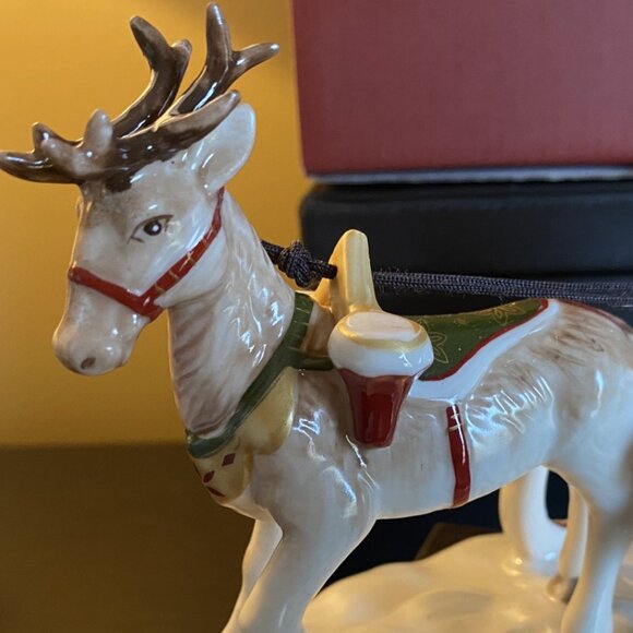 VILLEROY & BOCH, Santa Claus in Sleigh w/ Reindeer Christmas Figurine - Picture 7 of 12